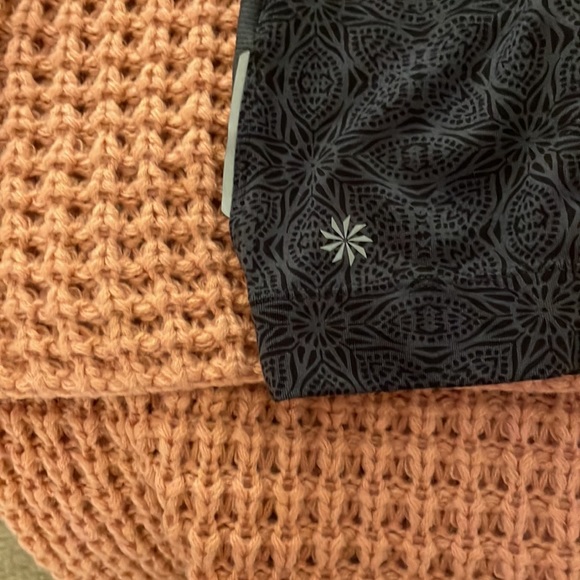 Ladies Athleta pants - Picture 2 of 7